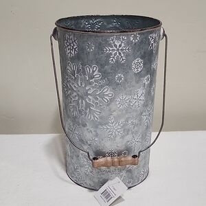 Snowflake Embossed Metal Bucket - Gray